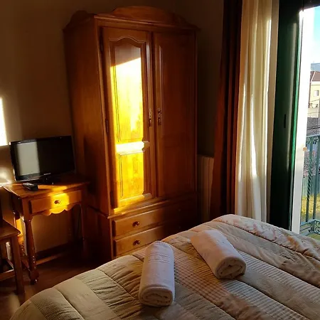 Maury Guest house El Barraco