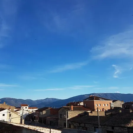 Maury Guest house El Barraco