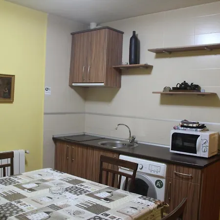 Maury Guest house El Barraco